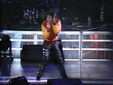 Michael Jackson performing Thriller in 1988