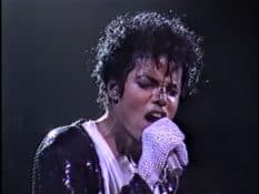 Michael Jackson performing Billie Jean in Yokohama 1987