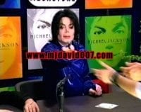 Invincible signing at Virgin Megastore 2001 - Imagen 2